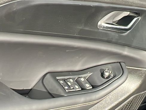 New 2025 Jeep Grand Cherokee Altitude image 22