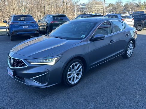 Used 2019 Acura ILX image 2