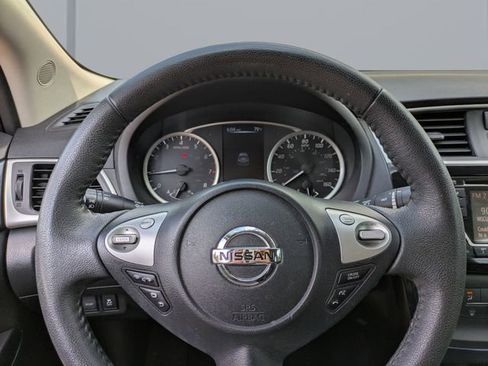Used 2017 Nissan Sentra SR w/ SR Midnight Edition FWD image 29