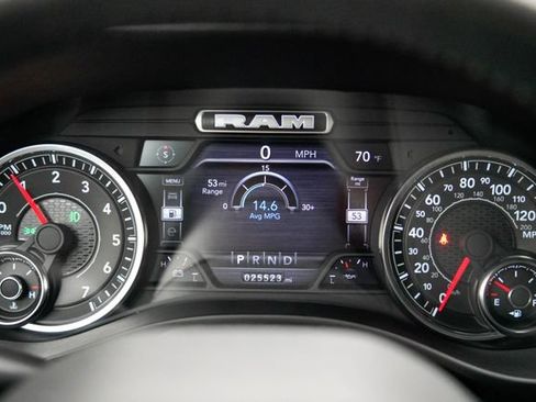 Used 2023 RAM 1500 Laramie AWD/4WD image 24