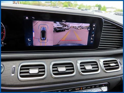 Used 2024 Mercedes-Benz GLE 350 4MATIC image 17