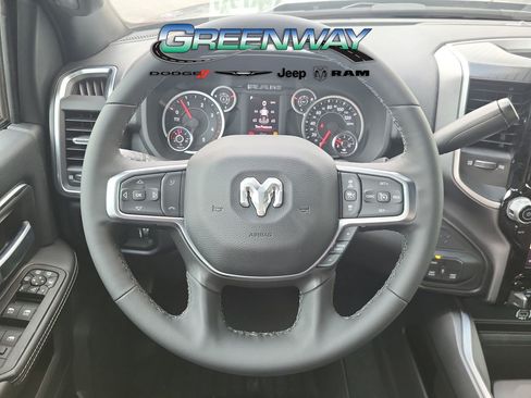 New 2025 RAM 2500 Big Horn AWD/4WD image 30