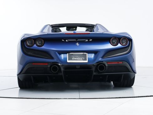Certified 2023 Ferrari F8 Tributo RWD image 9