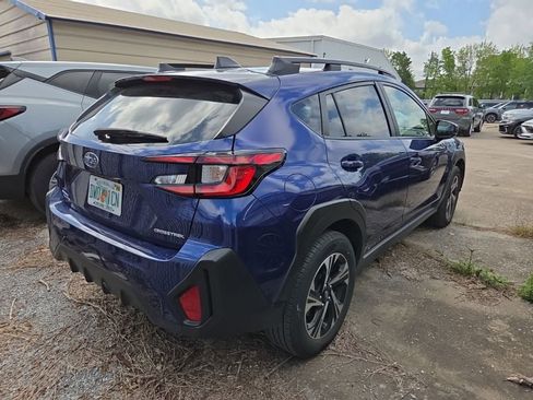 Used 2025 Subaru Crosstrek 2.0i Premium image 10