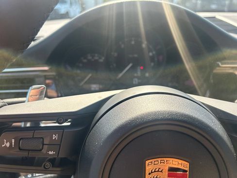 Certified 2026 Porsche Macan AWD/4WD image 26