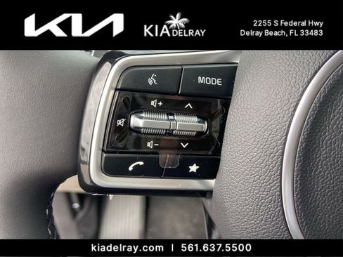 New 2026 Kia Carnival LXS FWD image 18