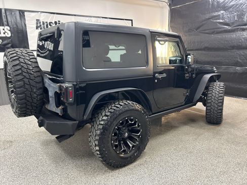 Used 2012 Jeep Wrangler Sport AWD/4WD image 6