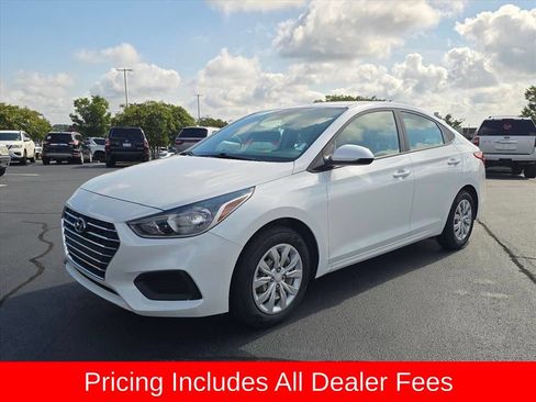 Used 2022 Hyundai Accent SE FWD image 7