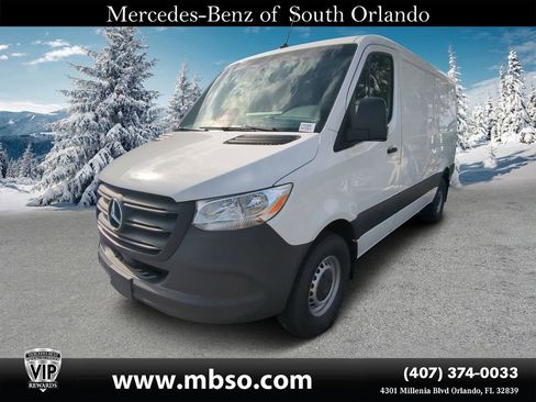Used 2025 Mercedes-Benz Sprinter 2500 image 17