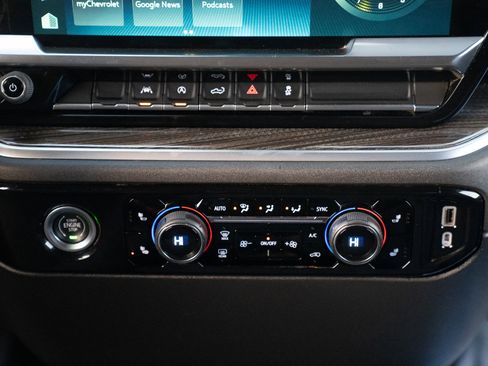 Used 2022 Chevrolet Silverado 1500 LT image 29