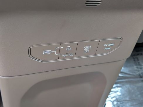 Certified 2024 Kia EV9 Land AWD/4WD image 31