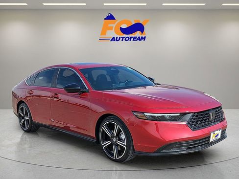 Used 2024 Honda Accord Sport image 6