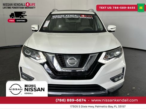Used 2017 Nissan Rogue SL w/ SL Premium Package image 4