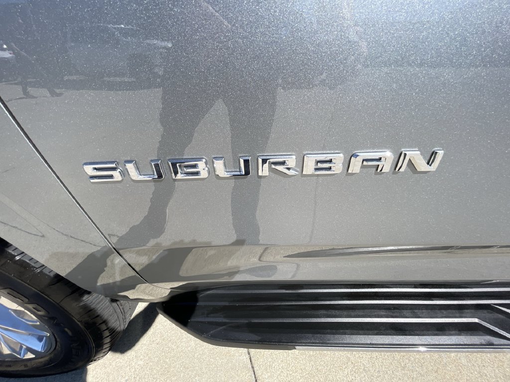 Certified 2025 Chevrolet Suburban Premier RWD image 31
