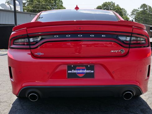 Used 2018 Dodge Charger SRT Hellcat RWD image 11