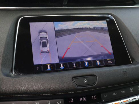 Used 2019 Cadillac XT4 Premium Luxury image 33