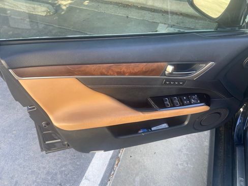 Used 2016 Lexus GS 350 RWD image 3