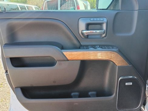 Used 2017 Chevrolet Silverado 2500 LTZ w/ Duramax Plus Package image 9