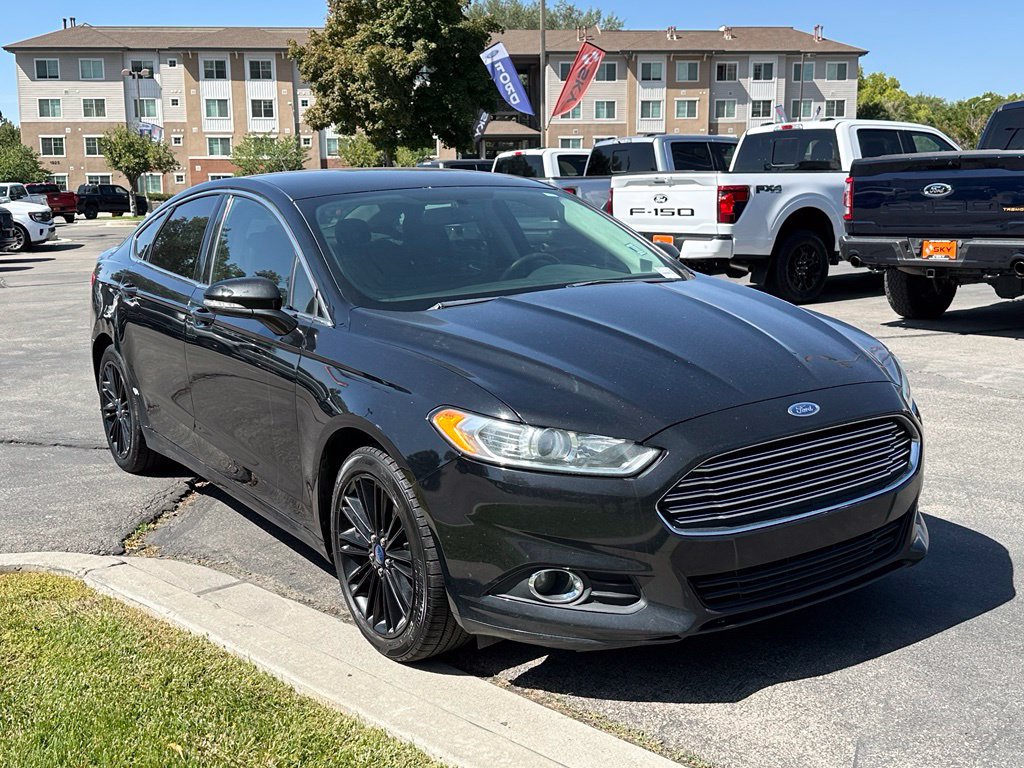 Used 2016 Ford Fusion SE w/ Equipment Group 202A AWD/4WD image 5