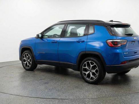 Used 2025 Jeep Compass Limited AWD/4WD image 6