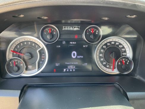 Used 2017 RAM 1500 Big Horn AWD/4WD image 3