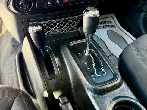 Used 2017 Jeep Wrangler Unlimited Sport w/ Quick Order Package 24S image 14