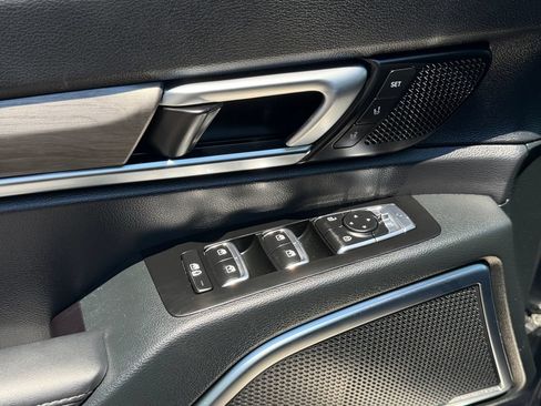 Certified 2025 Kia Telluride SX Prestige X-Line AWD/4WD image 16