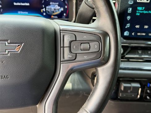 Used 2024 Chevrolet Silverado 2500 ZR2 w/ Technology Package AWD/4WD image 11