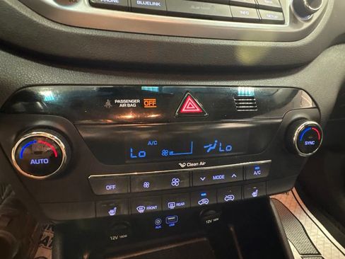 Used 2017 Hyundai Tucson SE Plus AWD/4WD image 22
