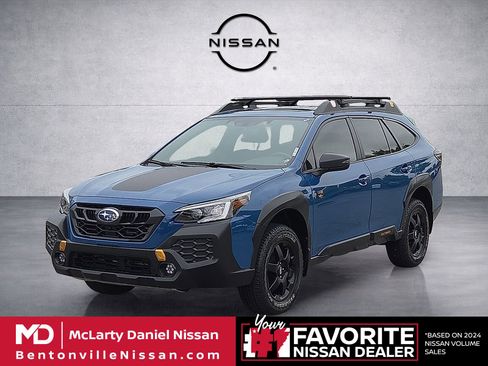 Used 2025 Subaru Outback Wilderness AWD/4WD image 2