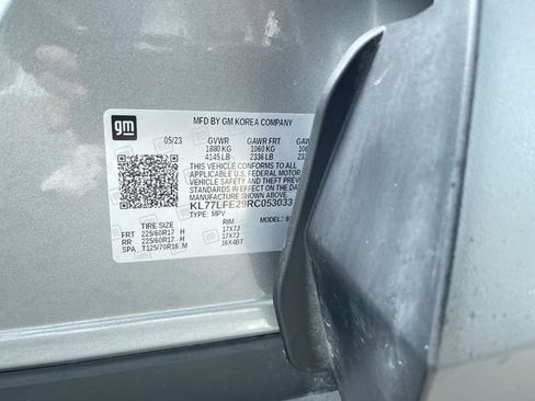Certified 2024 Chevrolet Trax LS w/ Driver Confidence Package FWD image 31