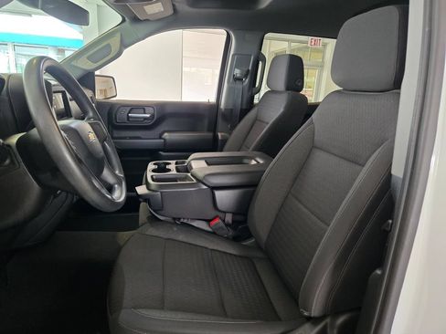 Certified 2023 Chevrolet Silverado 1500 Custom AWD/4WD image 19