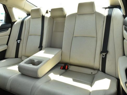 Certified 2018 Honda Accord LX image 22