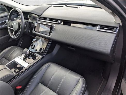 Used 2022 Land Rover Range Rover Velar S image 18
