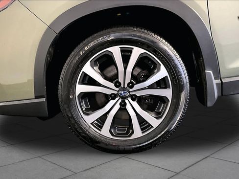 Used 2021 Subaru Forester Limited AWD/4WD image 11