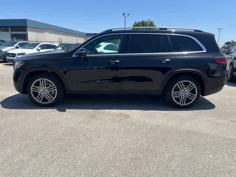 New 2025 Mercedes-Benz GLS 450 4MATIC image 2