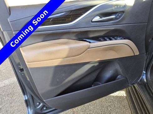 Used 2021 Cadillac Escalade Premium Luxury RWD image 6