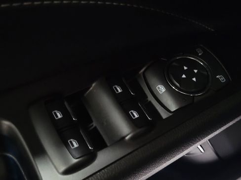 Used 2018 Ford Fusion Energi Titanium image 27