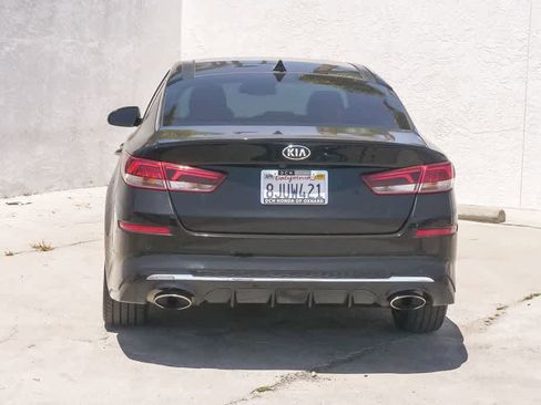 Used 2019 Kia Optima S w/ S Panoramic Sunroof Package FWD image 8