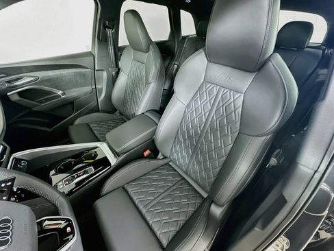 New 2026 Audi SQ5 Prestige AWD/4WD image 33