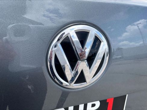 Used 2017 Volkswagen Jetta SEL FWD image 31
