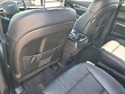 Used 2024 Kia Telluride SX Prestige X-Pro AWD/4WD image 12