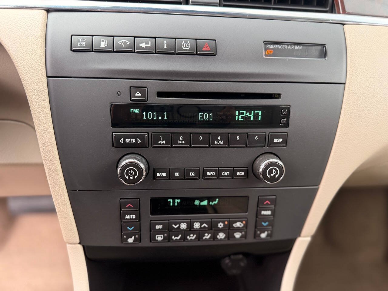 Used 2008 Buick LaCrosse CXL w/ Driver Confidence Package FWD image 25