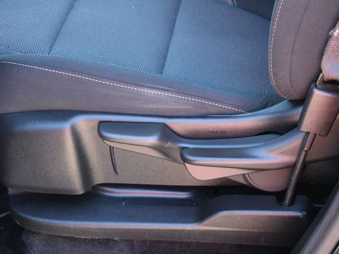 Used 2020 Chevrolet Traverse LS image 17