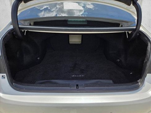 Used 2016 Lexus ES 350 w/ Premium Package w/Wood Trim FWD image 6