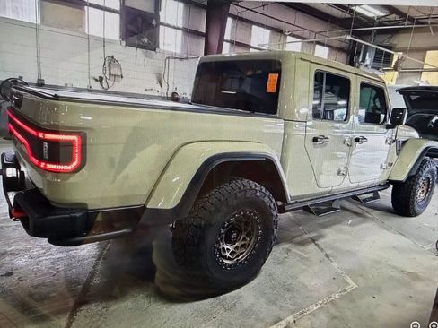 Used 2022 Jeep Gladiator Mojave w/ LED Lighting Group AWD/4WD image 5