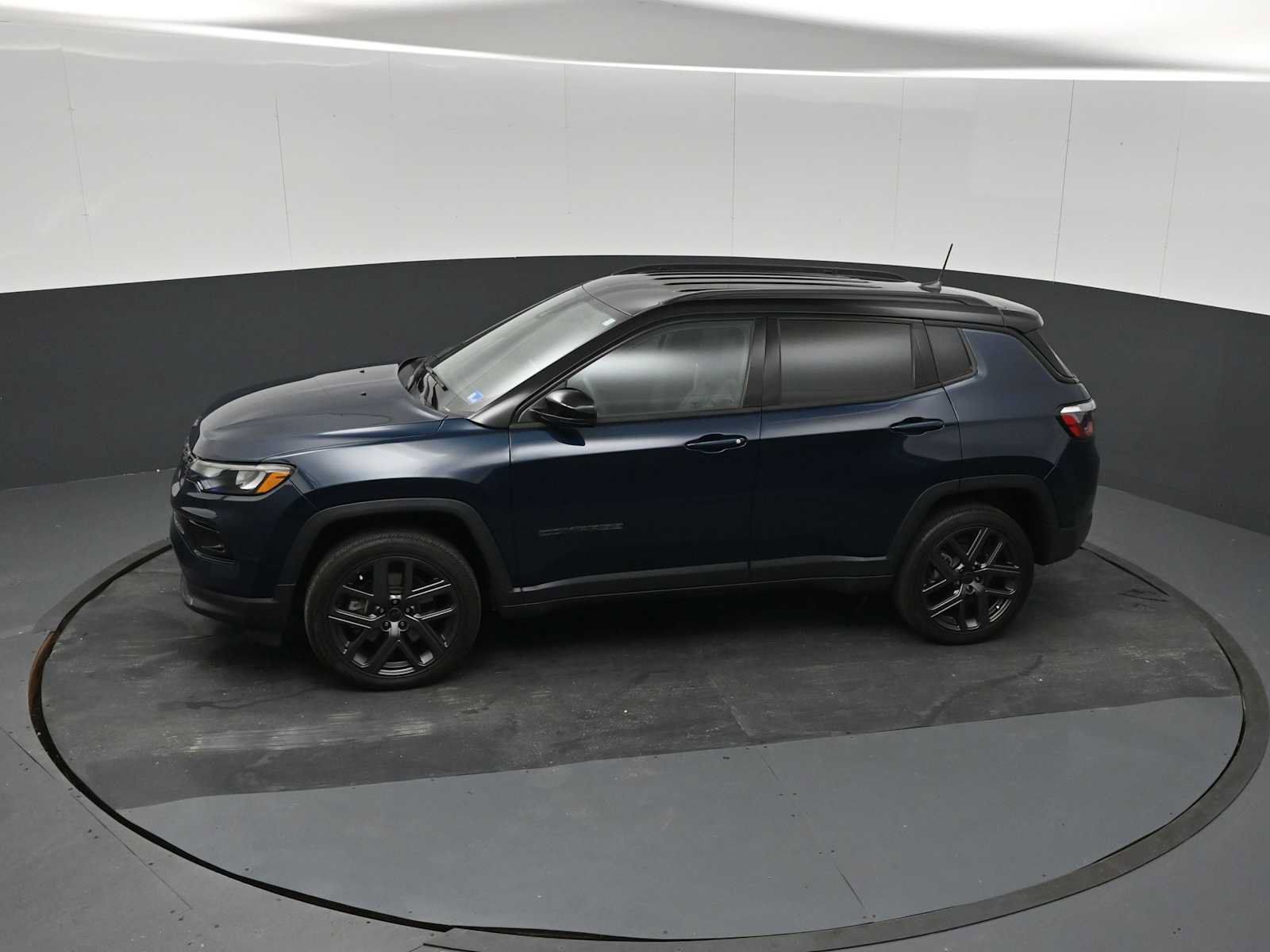 Used 2026 Jeep Compass Limited AWD/4WD image 23