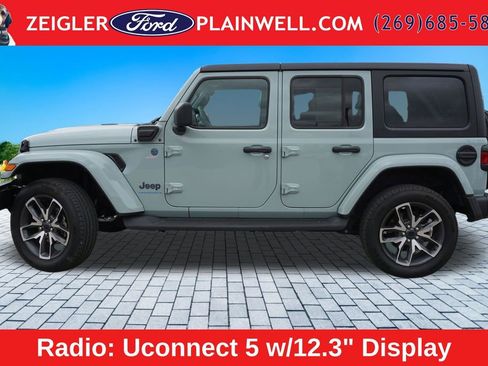 Used 2024 Jeep Wrangler Unlimited AWD/4WD image 2