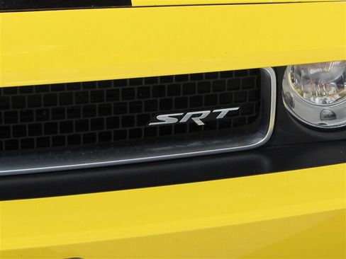 Used 2010 Dodge Challenger SRT8 w/ SRT Option Group II image 15