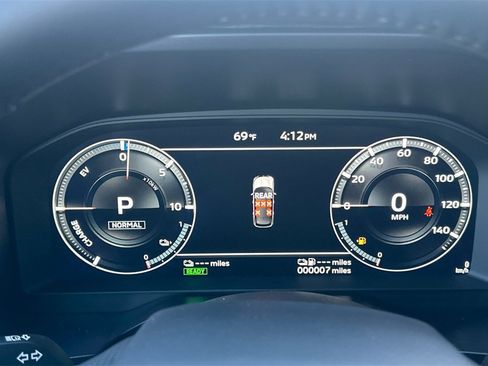 New 2025 Mitsubishi Outlander SE image 25